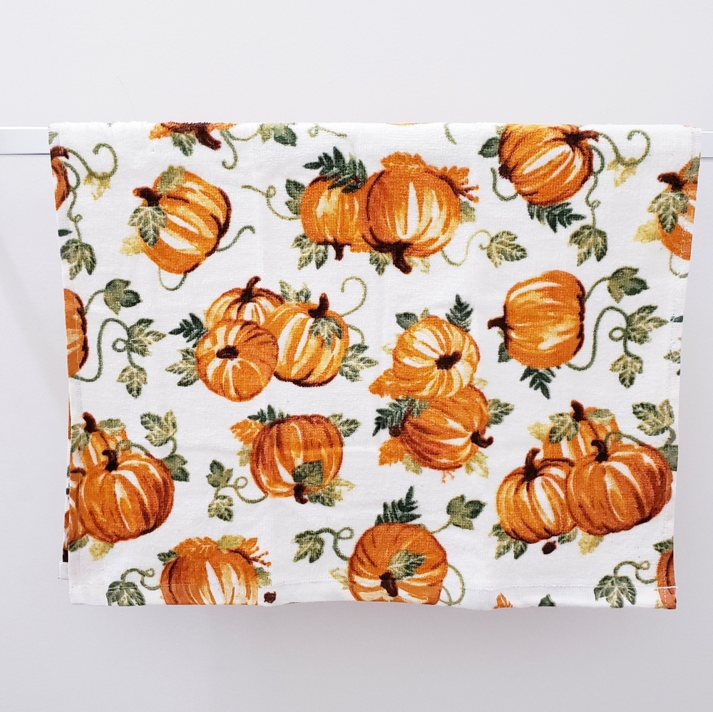 ✅SOLD✅#9103-R2 *Pumpkin Hang'N'Snap HAND towel - Picture 4 of 10